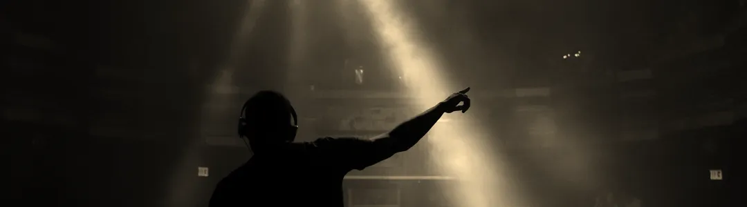 Club 90s: Heated Rivalry Night